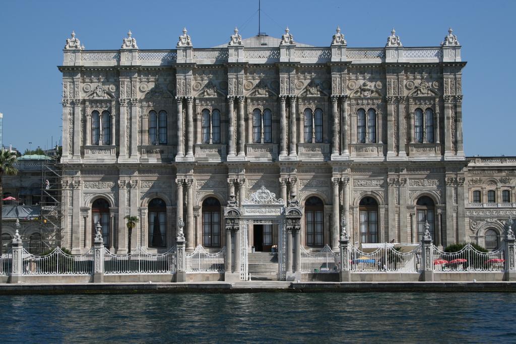 Emporium Hotel Istanbul Exterior photo